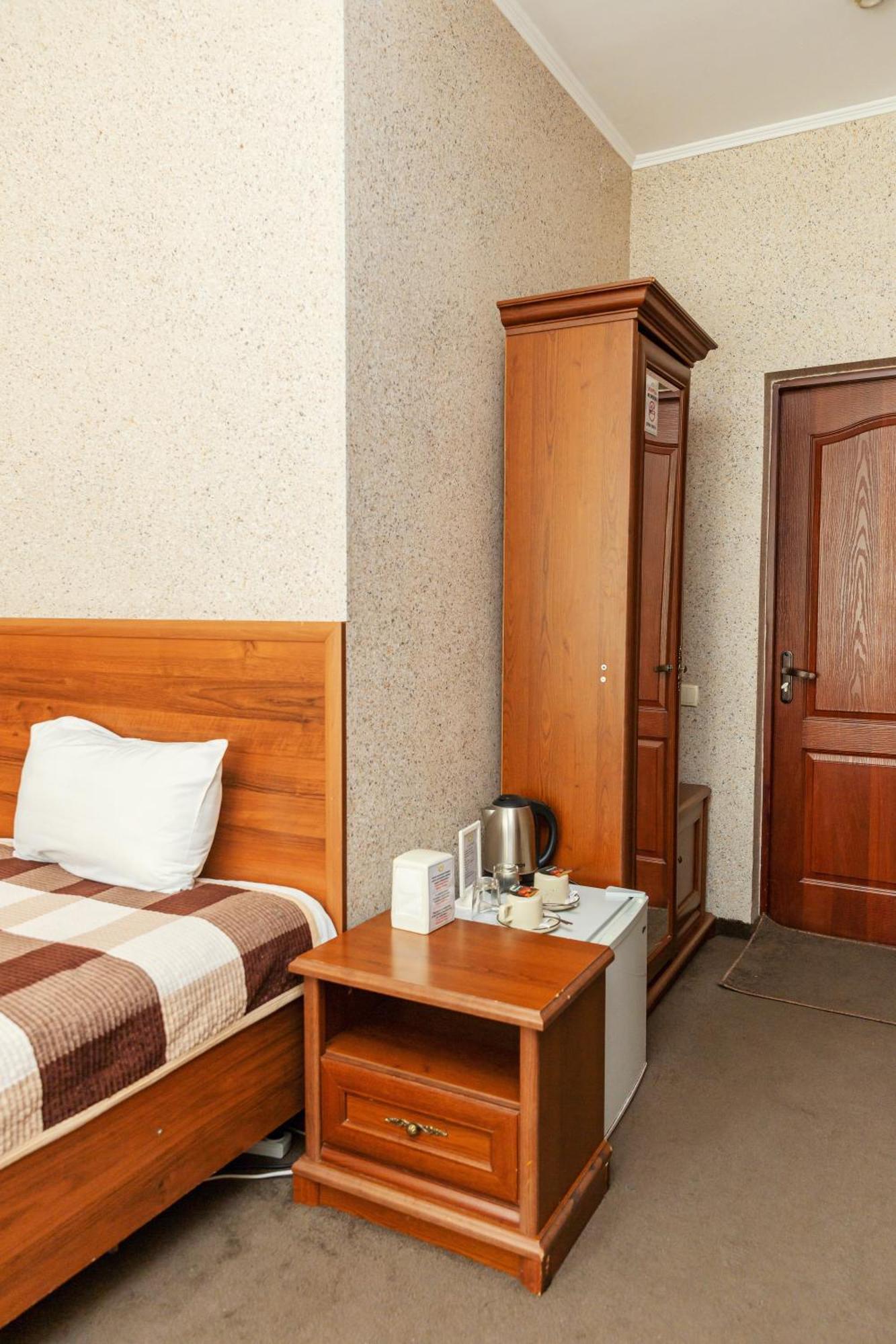 Hotel Ajour Almaty Exterior foto